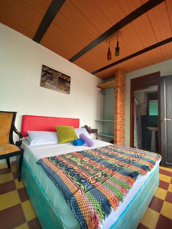 Havana Hostel Cali & Dance School